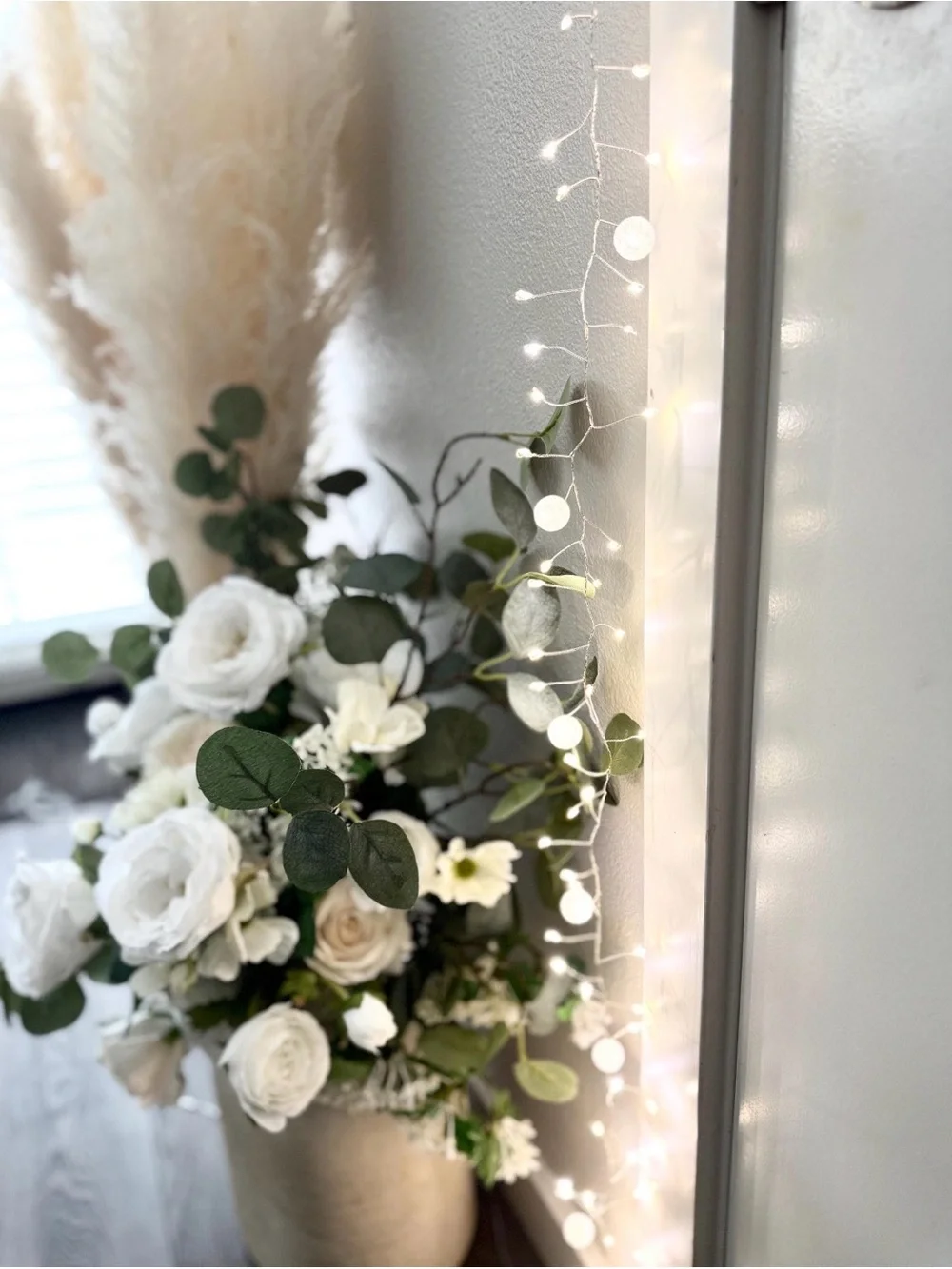 White Crystal Ball Fairy String Lights - Decorative Holiday LED Garland - 10ft